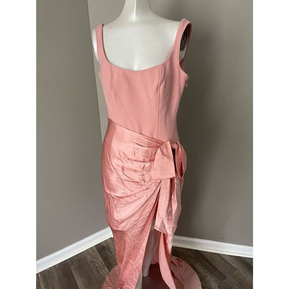 Cinq à Sept
Marian Draped Gown - Picture 8 of 13